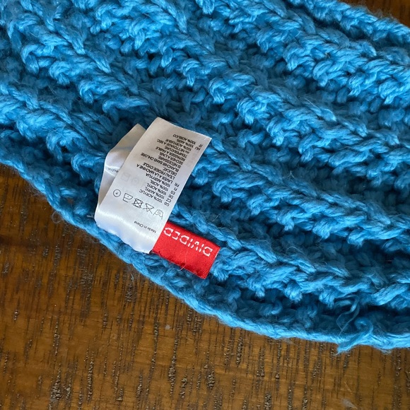 HM scarf - Picture 3 of 4